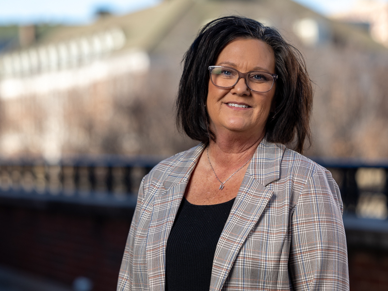 Heather Winn portrait.